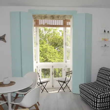 Espectacular Piso En La Misma Plaza Del Mentidero. * Cadiz