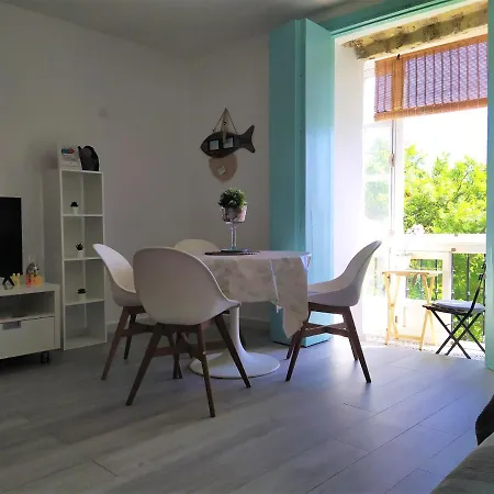 Espectacular Piso En La Misma Plaza Del Mentidero. Appartement